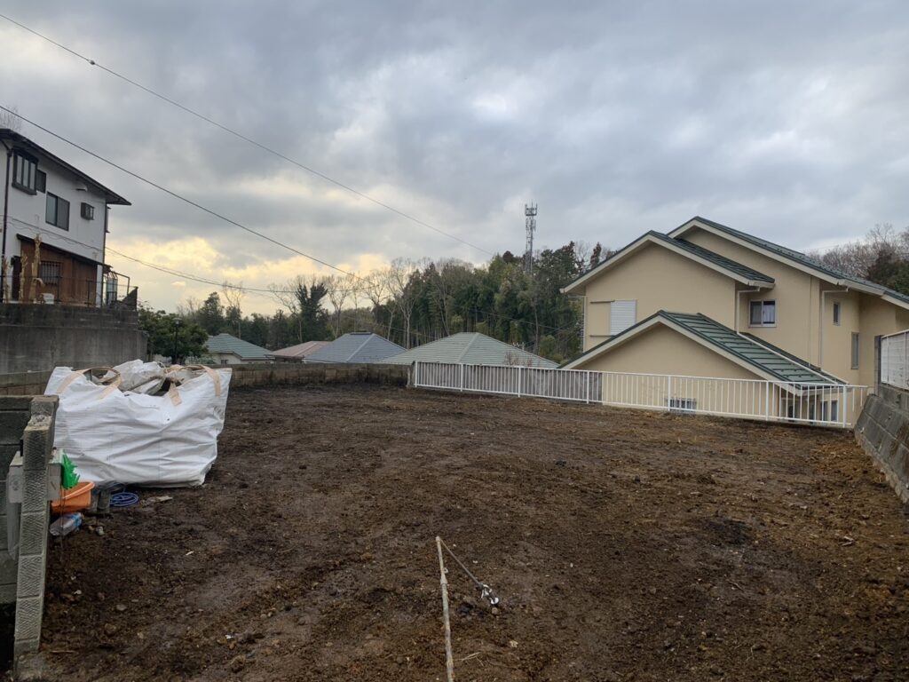 解体が終わり土だけの土地